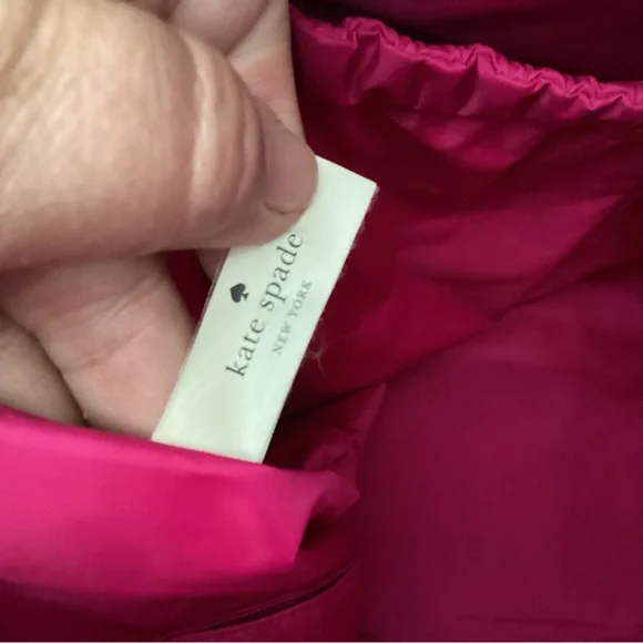 Kate Spade RARE EUC Classic Noel Print weekender tote bag with adjustable strap - Picture 9 of 16